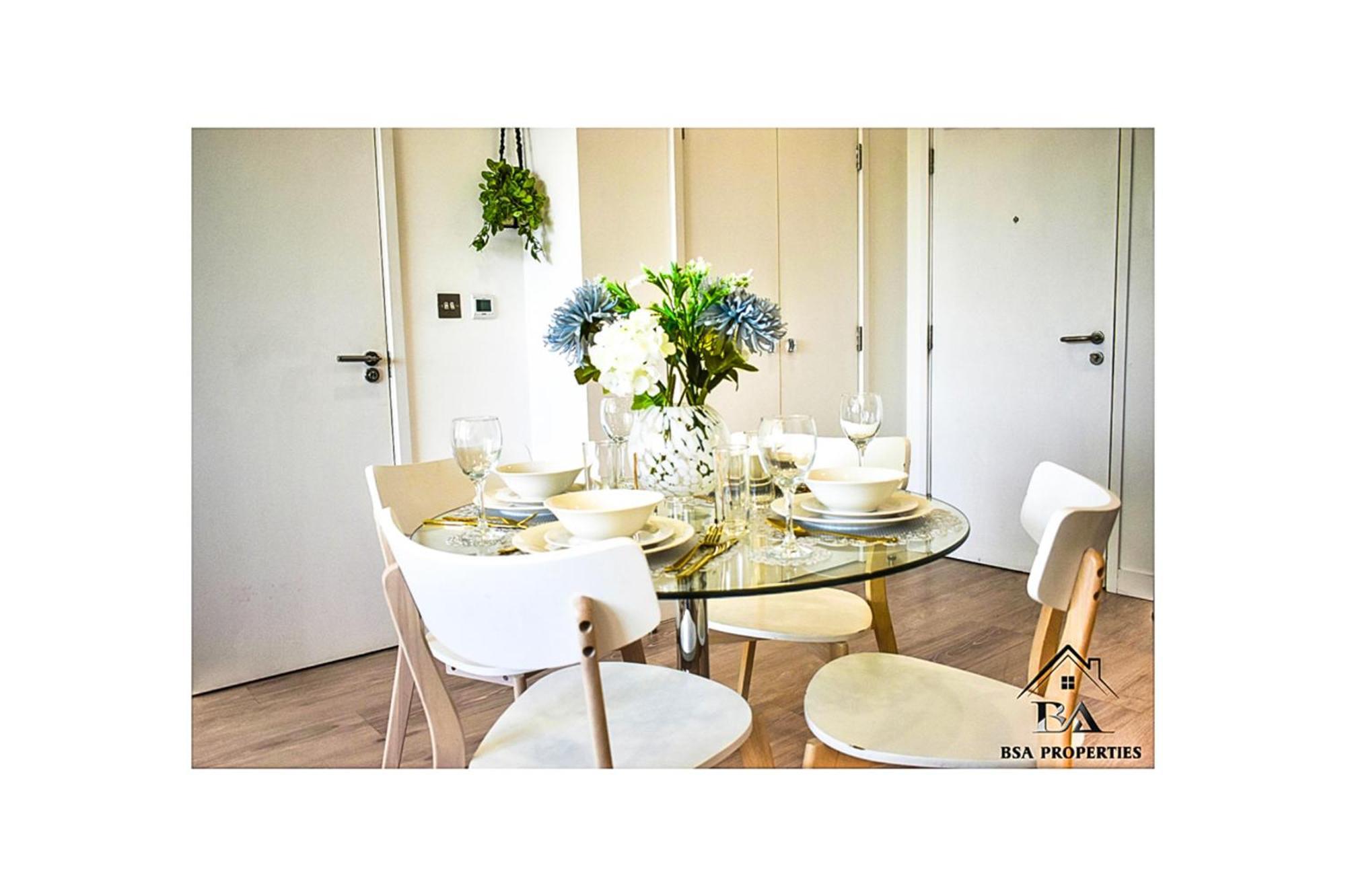 בראקנל City Centre Apartment Close To Ascot & Legoland Sleep Upto 4 Guests - Parking On Request! מראה חיצוני תמונה